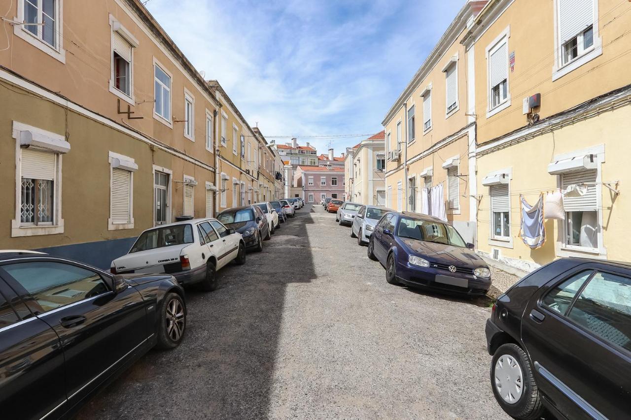 Wal Apartments- 3 Bedrooms With Parking Space Lisbon Exterior photo